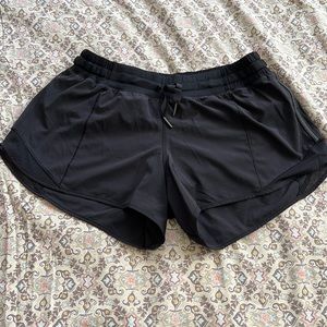 lululemon run short!